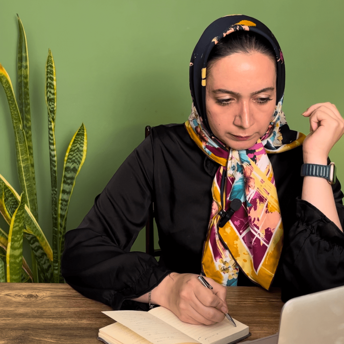 سارا مرادی- مشاور کسب و کار